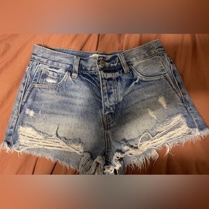 Signature High Rise Short in color Phoenix